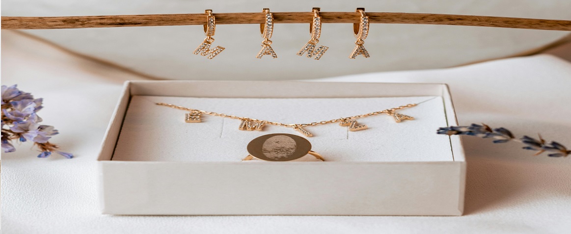 Jeulia neckless and rings
