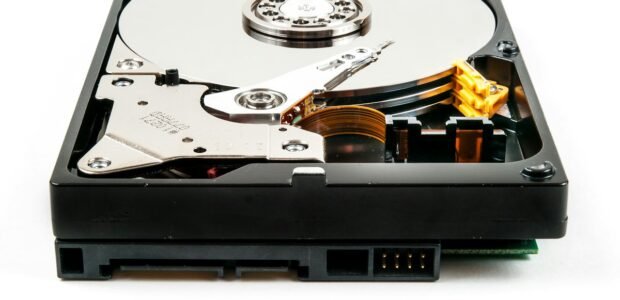Extend C drive – internal hard drive close-up