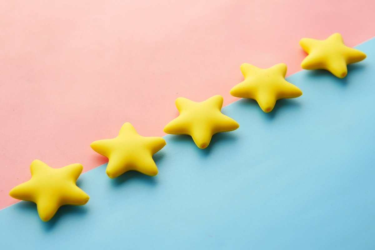 Checking best product review websites before buying online